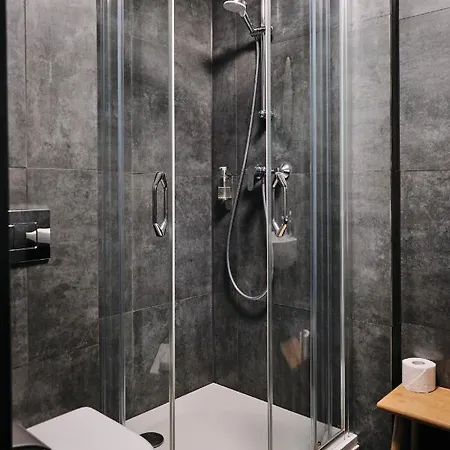 Hotel Vanadzina Maja *