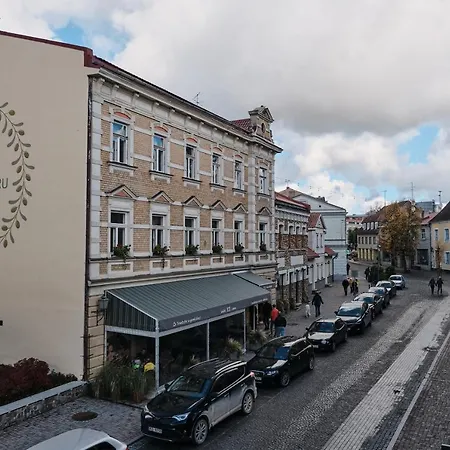 Hotel Vanadzina Maja *