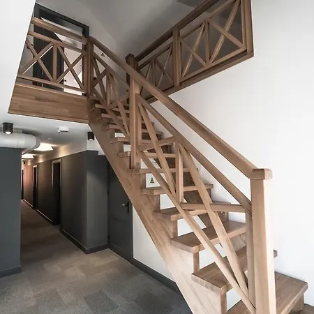 Vanadzina Maja Hotel *